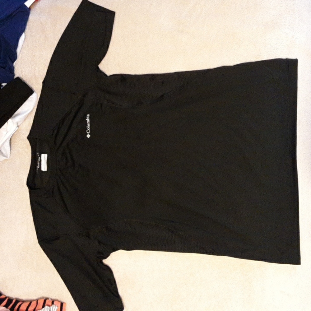 Columbia Omni-shade Sun Protection Black Short Sleeve Shirt